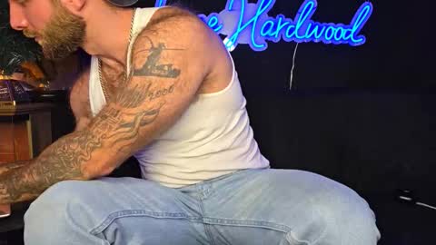 LANCE online show from December 21, 2025, 1:35 am