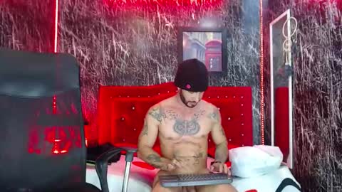 Lancelot Benwick online show from February 9, 2025, 11:15 pm