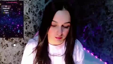 Lanna online show from March 4, 2026, 2:45 pm