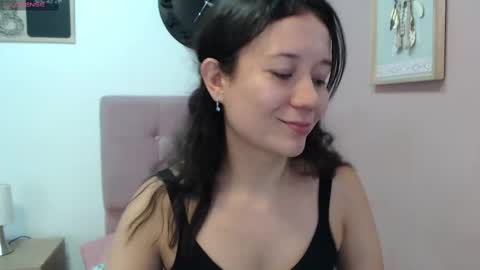 Lanna online show from February 26, 2025, 4:24 pm