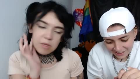 LANNIE   online show from January 2, 2025, 1:27 am