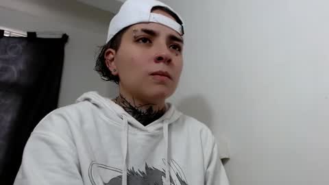 LANNIE   online show from March 5, 2025, 8:10 pm