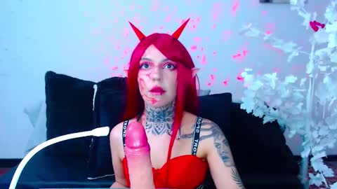 LANNIE   online show from September 14, 2025, 10:09 pm