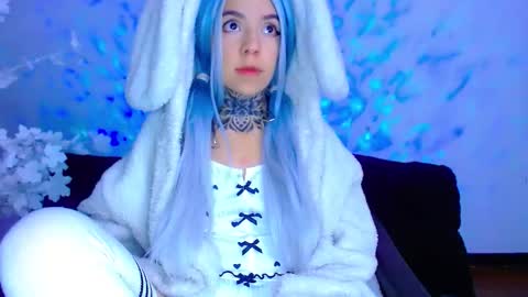 LANNIE   online show from October 5, 2025, 2:10 am