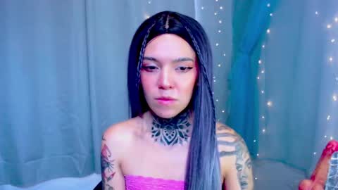 LANNIE   online show from February 17, 2026, 1:18 pm