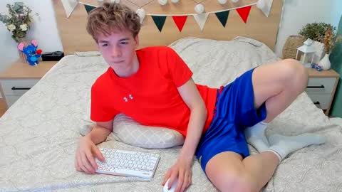 Snapshot of lanny_fandi chatting on March 3, 2025, 6:04 am Fandi online show from March 3, 2025, 6:04 am