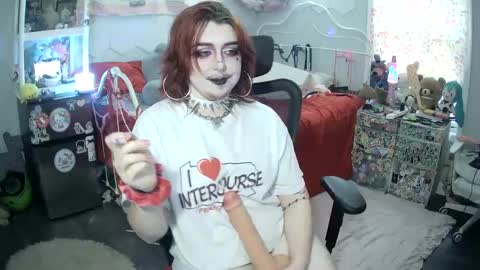 FtMhellhound online show from September 29, 2025, 9:30 pm