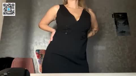 Olena online show from December 15, 2025, 9:30 pm