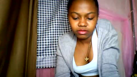 lara_belle online show from June 22, 2026, 4:59 pm
