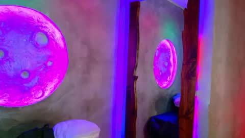 lara_curly online show from June 22, 2026, 10:12 am