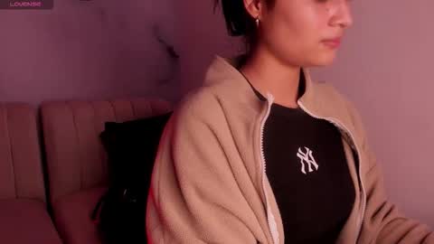 Lara Madisson online show from January 16, 2026, 4:38 am