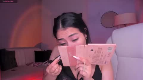 Snapshot of lara_madisson chatting on June 11, 2026, 6:00 am Lara Madisson online show from June 11, 2026, 6:00 am