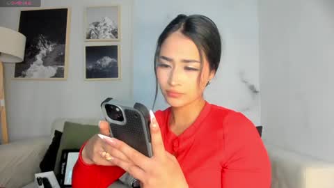 Snapshot of lara_madisson chatting on July 13, 2026, 5:10 am Lara Madisson online show from July 13, 2026, 5:10 am