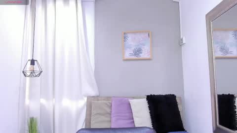      700  200   online show from April 19, 2026, 12:04 pm