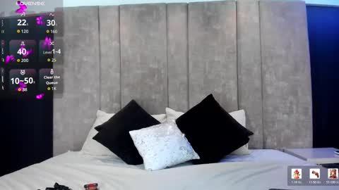 Snapshot of larabrook chatting on March 17, 2026, 7:17 pm Lara online show from March 17, 2026, 7:17 pm