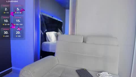 Snapshot of larabrook chatting on March 24, 2026, 7:08 pm Lara online show from March 24, 2026, 7:08 pm