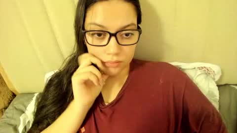 lara online show from October 21, 2025, 3:51 am