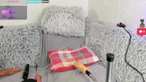 Lara online show from March 29, 2026, 9:15 pm