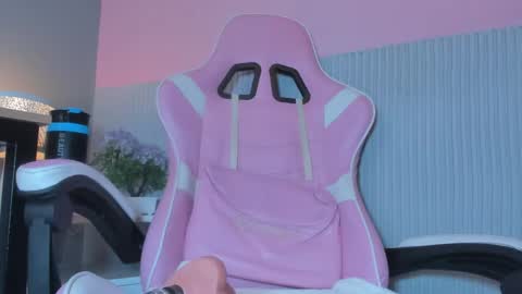 Snapshot of laraebony_ chatting on June 7, 2026, 11:25 am laraebony_ online show from June 7, 2026, 11:25 am