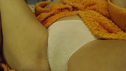 Snapshot of laralhotr chatting on December 20, 2024, 9:17 pm laralhotr online show from December 20, 2024, 9:17 pm