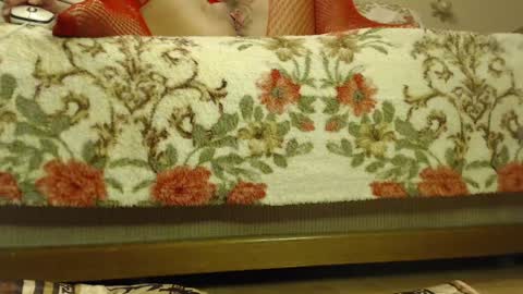 Snapshot of laralhotr chatting on January 6, 2025, 2:03 pm laralhotr online show from January 6, 2025, 2:03 pm