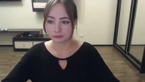 Snapshot of laralianna chatting on December 9, 2024, 7:39 pm Laralianna online show from December 9, 2024, 7:39 pm