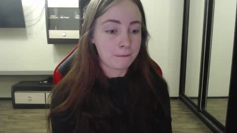 Snapshot of laralianna chatting on February 6, 2025, 9:17 pm Laralianna online show from February 6, 2025, 9:17 pm