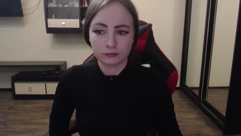 Snapshot of laralianna chatting on March 2, 2025, 7:56 pm Laralianna online show from March 2, 2025, 7:56 pm