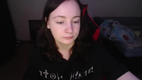 Snapshot of laralianna chatting on December 14, 2025, 3:50 pm Laralianna online show from December 14, 2025, 3:50 pm