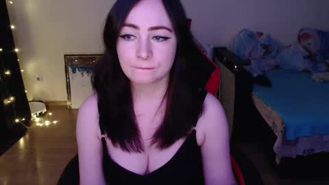 Snapshot of laralianna chatting on January 12, 2026, 6:07 am Laralianna online show from January 12, 2026, 6:07 am