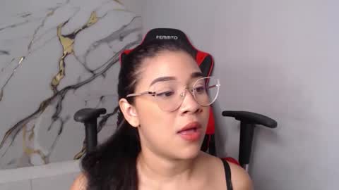 laralmanza online show from February 16, 2026, 1:40 pm