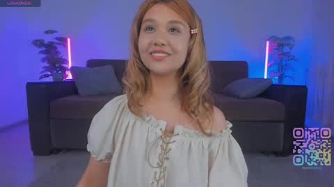 Snapshot of laramiaa chatting on May 16, 2026, 10:08 pm Lara online show from May 16, 2026, 10:08 pm