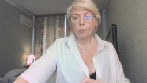 laramrs online show from March 28, 2026, 3:33 pm