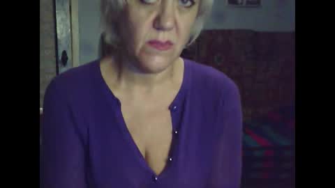 larisaq4ugo24 online show from January 8, 2025, 6:41 pm