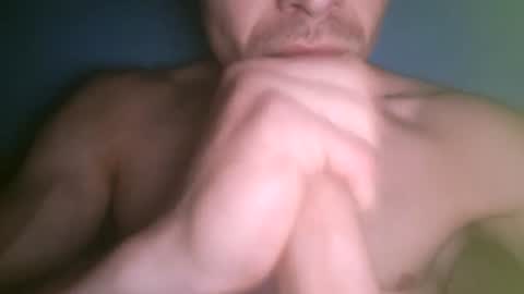 Snapshot of larry009 chatting on July 9, 2026, 2:37 am larry009 online show from July 9, 2026, 2:37 am