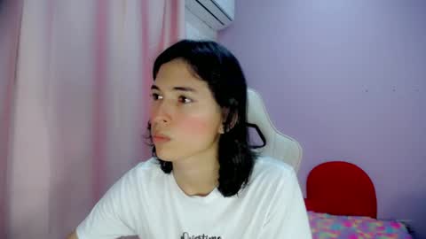 Snapshot of larry_craft chatting on March 1, 2026, 8:44 pm larry online show from March 1, 2026, 8:44 pm