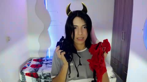 larry online show from April 17, 2026, 8:45 pm