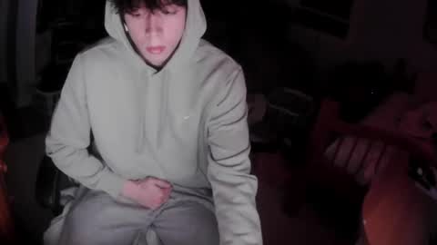 larrymcberran2 online show from November 16, 2025, 7:03 am