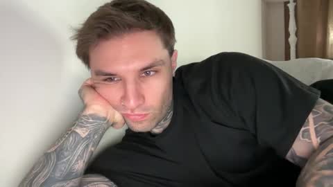 larsskeet online show from February 8, 2026, 1:03 pm