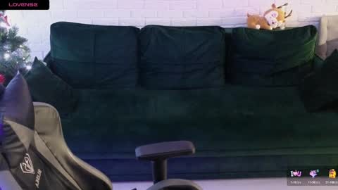 Snapshot of larstar01 chatting on December 28, 2024, 5:55 am Lars online show from December 28, 2024, 5:55 am