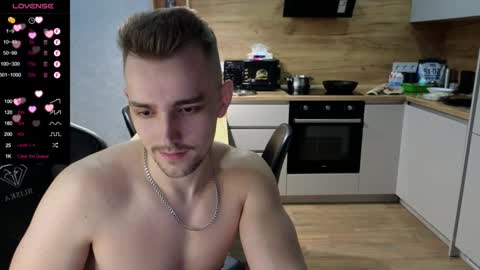 Snapshot of larstar01 chatting on January 23, 2025, 8:13 pm Lars online show from January 23, 2025, 8:13 pm