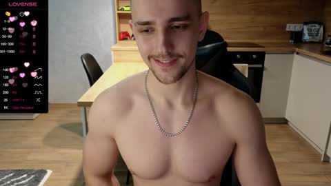 Snapshot of larstar01 chatting on January 26, 2025, 8:34 pm Lars online show from January 26, 2025, 8:34 pm