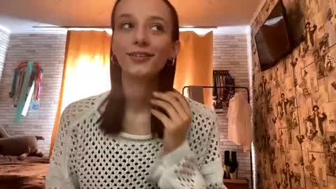 Kate online show from April 20, 2026, 9:12 am