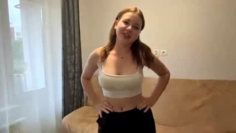 Sandy online show from August 3, 2026, 2:00 pm