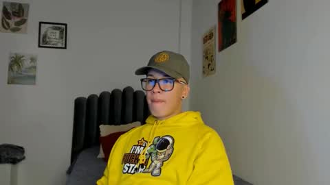 lass_nazar online show from March 12, 2026, 1:23 am