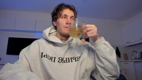 Snapshot of lastnight4you chatting on February 5, 2025, 6:13 am acie online show from February 5, 2025, 6:13 am