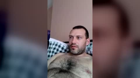 Snapshot of laszloszilagyi925 chatting on June 17, 2026, 3:24 pm laszloszilagyi925 online show from June 17, 2026, 3:24 pm