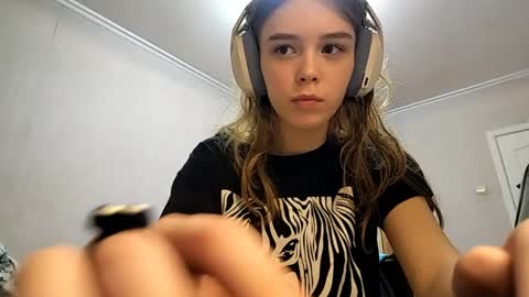Snapshot of lateshastarnaud chatting on April 2, 2026, 12:36 pm Linet online show from April 2, 2026, 12:36 pm