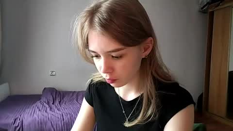 Snapshot of lateshastarnaud chatting on May 2, 2026, 7:46 am Linet online show from May 2, 2026, 7:46 am