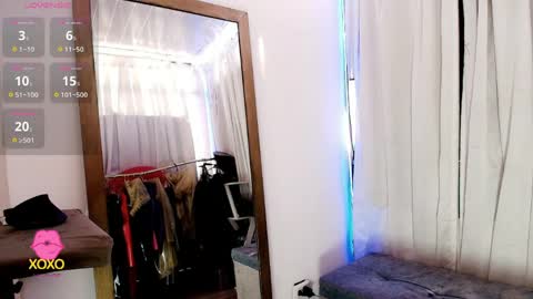 Snapshot of latex_rose_daniels chatting on April 24, 2026, 9:06 pm ROSE online show from April 24, 2026, 9:06 pm